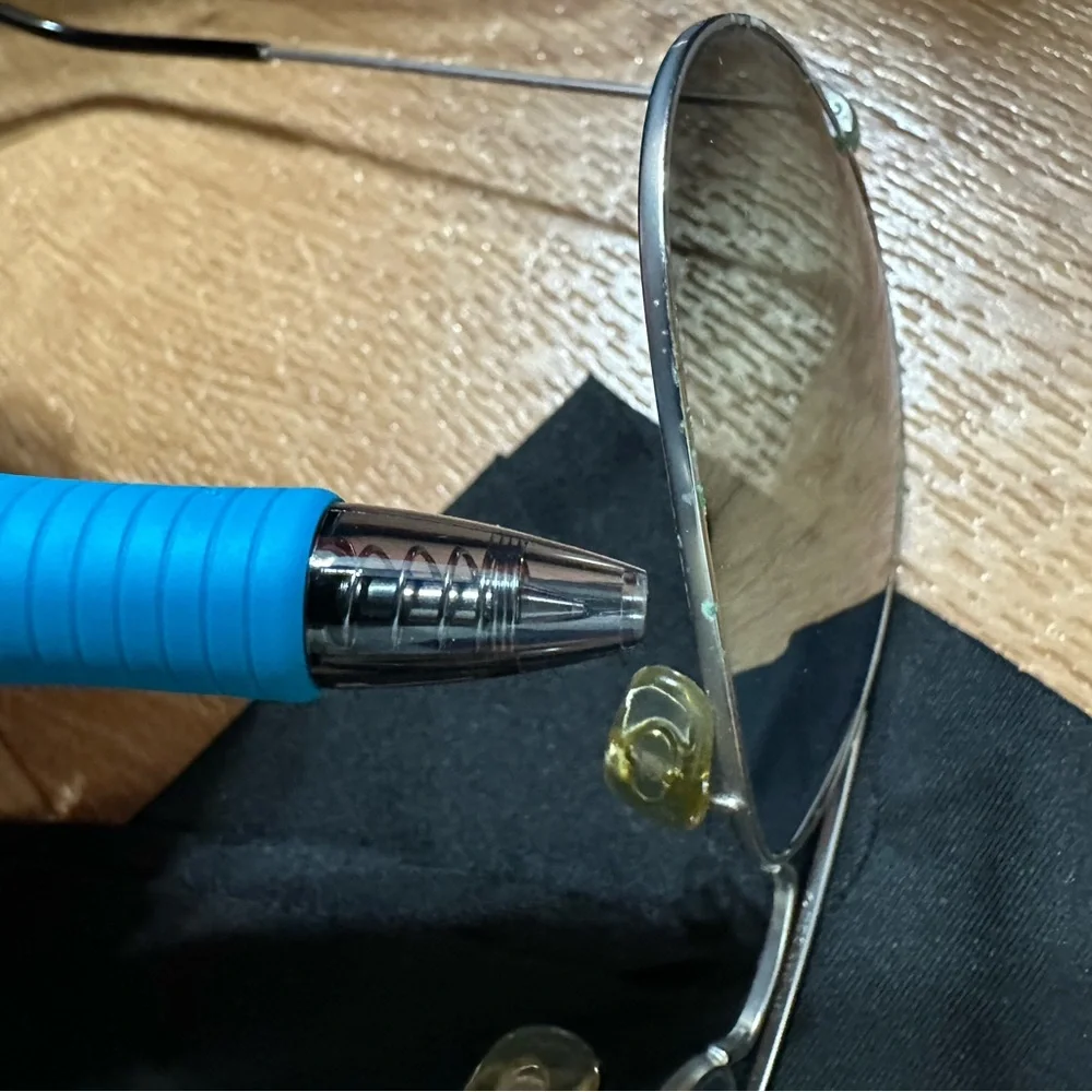 Authentic Mirrored Ray Ban Aviators - Picture 6 of 8